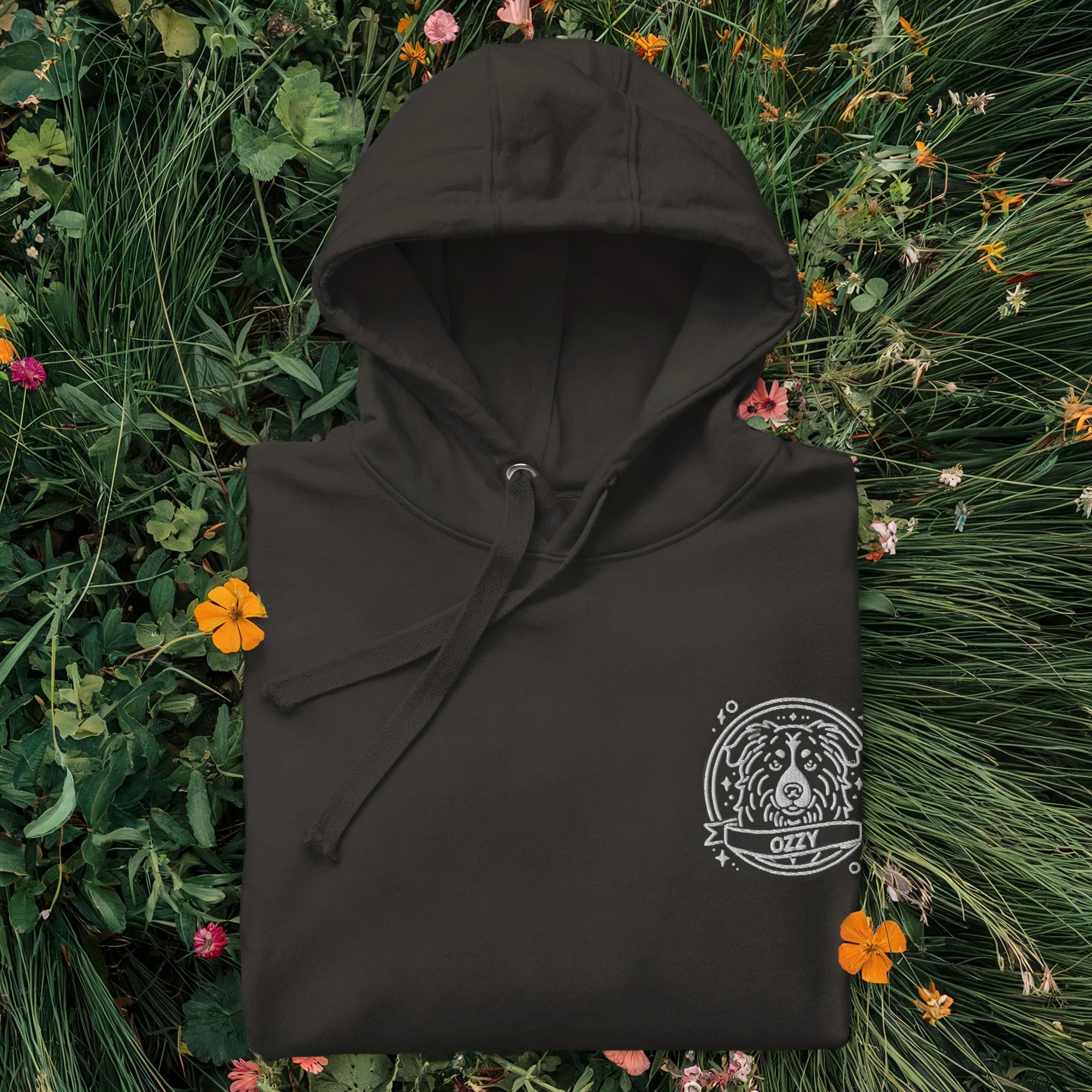 Personalized embroidered hoodie hooded sweatshirt, one-of-a-kind dog portrait